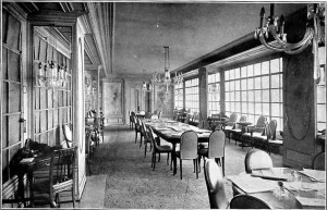 Salle de lecture des Galeries Lafayette à Paris (1912)