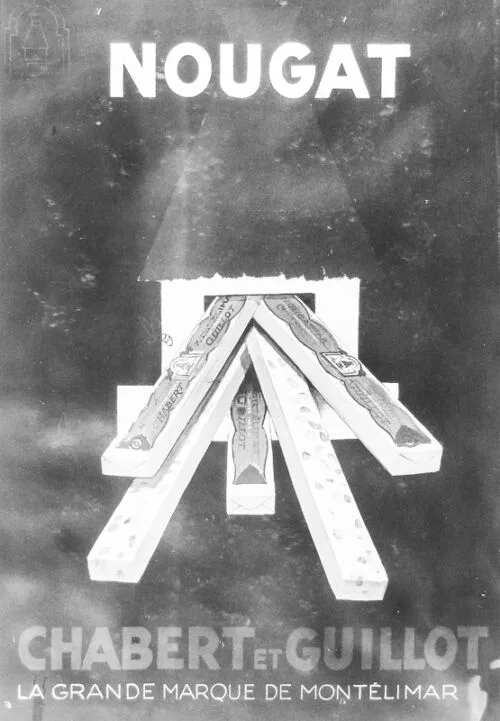 1921 - A woman surrounded by bees