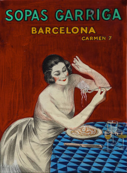 1923 - Une femme du monde déguste des pâtes avec plaisir. Sur la table dressée d'une nappe à damier. Trois verres prouve le raffinement du couvert.